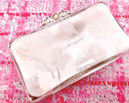 エアリーステイフローレス パウダーファンデーション/JILL STUART/パウダーファンデーションを使ったクチコミ(1枚目)