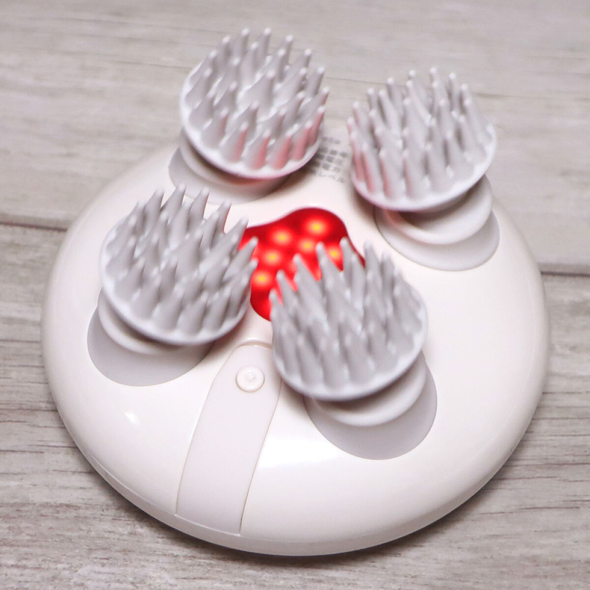 ヘッドスパ 電動頭皮ブラシ/yete/ヘッドマッサージャーを使ったクチコミ（3枚目）