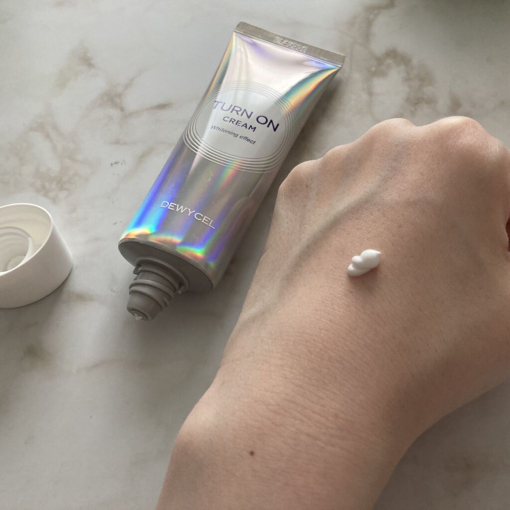 デュイセル ターンオンクリーム/DEWYCEL/フェイスクリームを使ったクチコミ（2枚目）