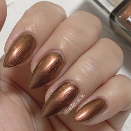 ディオール ヴェルニ<バーズ オブ ア フェザー> 811 ワイルド ウィングス/Dior/マニキュアを使ったクチコミ(2枚目)