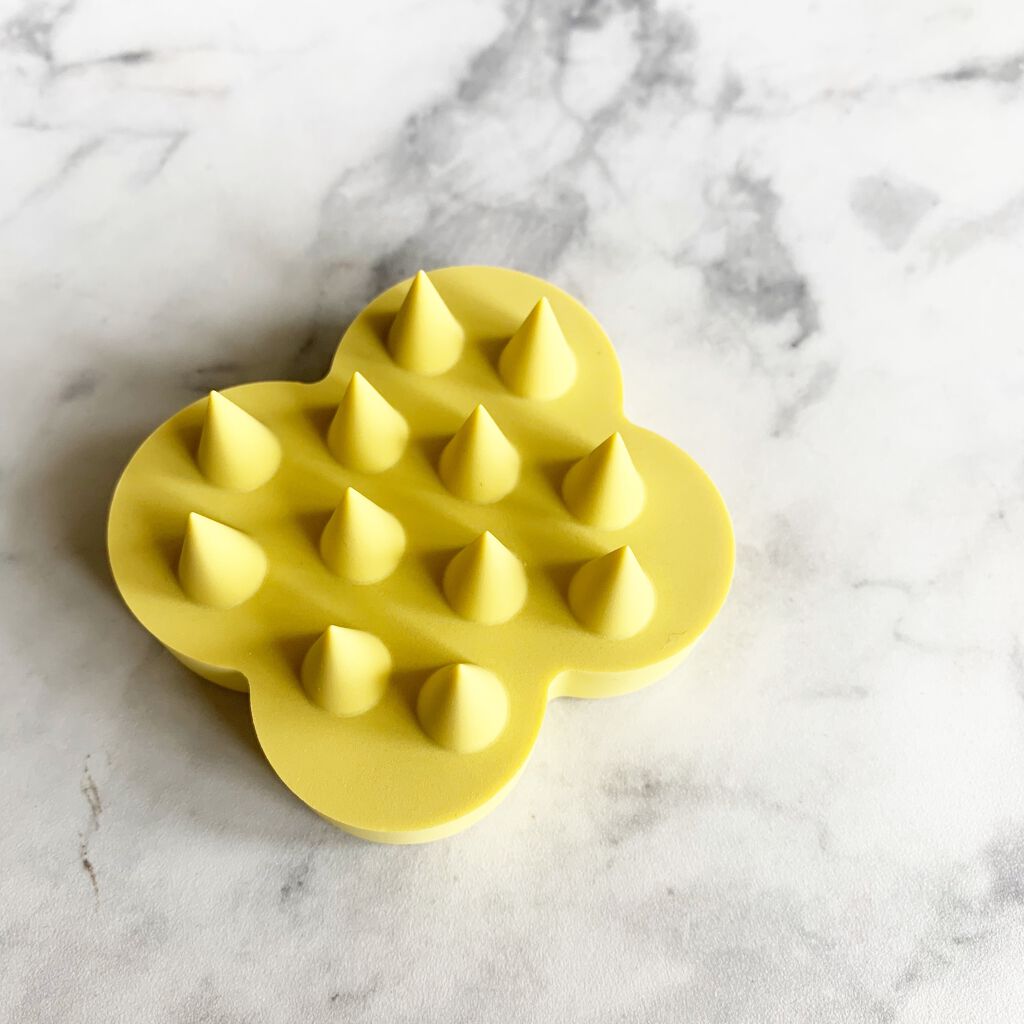 uka scalp brush kenzan/uka/スカルプブラシを使ったクチコミ（2枚目）