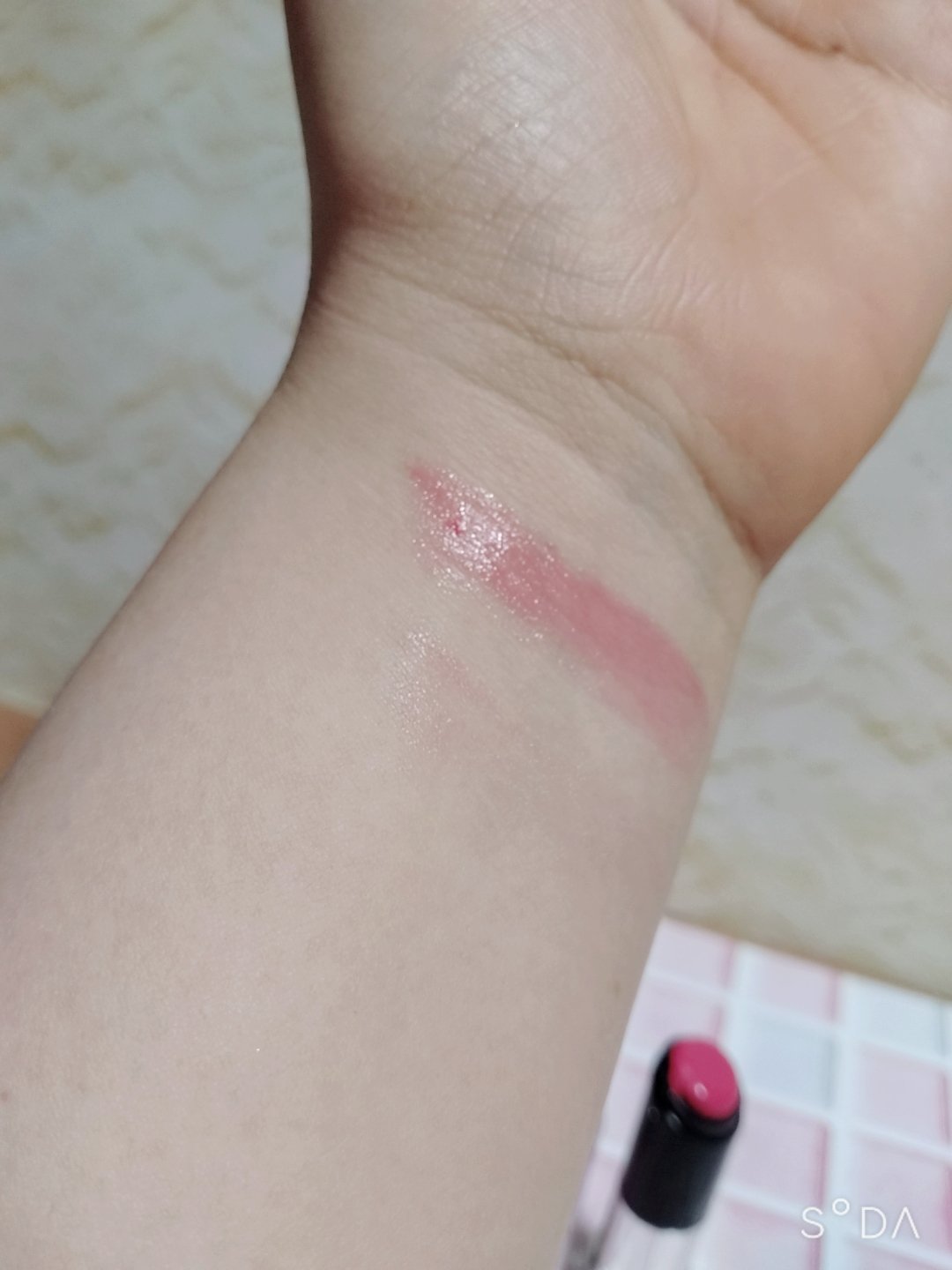 ノールックリップ 02 キュンなピンク/Fujiko/口紅を使ったクチコミ（2枚目）