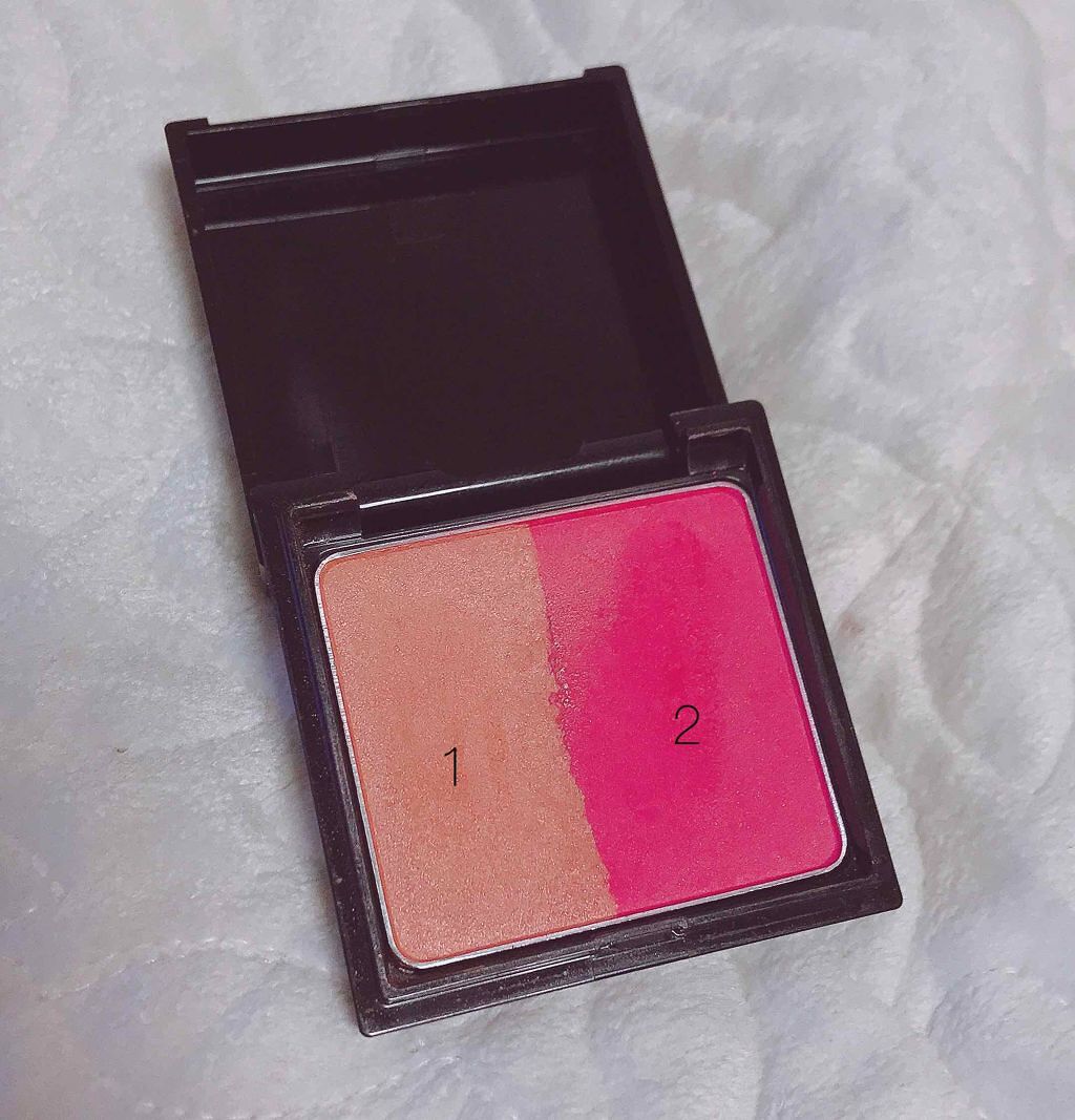 3Dコントラスティングチークス/KATE/パウダーチークを使ったクチコミ（2枚目）