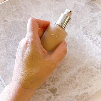 RMK リクイドファンデーション フローレスカバレッジ/RMK/リキッドファンデーションを使ったクチコミ(2枚目)
