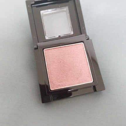 ヴィセ アヴァン シングルアイカラー/Visée/単色アイシャドウを使ったクチコミ(2枚目)