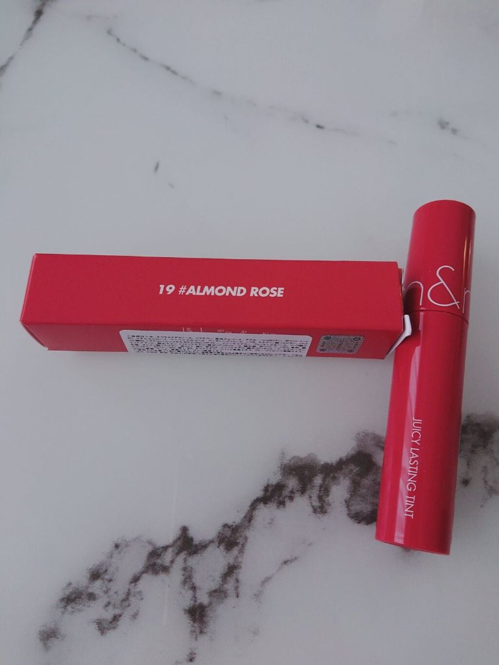 ジューシーラスティングティント/rom&nd/リップティントを使ったクチコミ(1枚目)