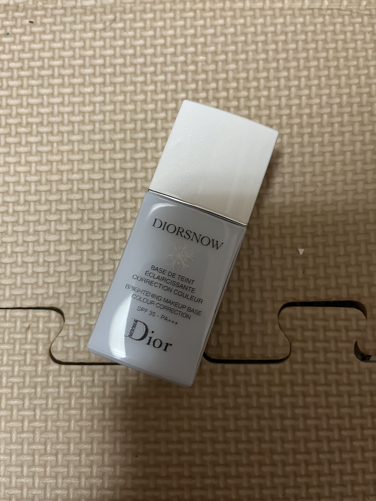 【旧】スノー メイクアップ ベース UV35 SPF35／PA+++/Dior/化粧下地を使ったクチコミ（3枚目）