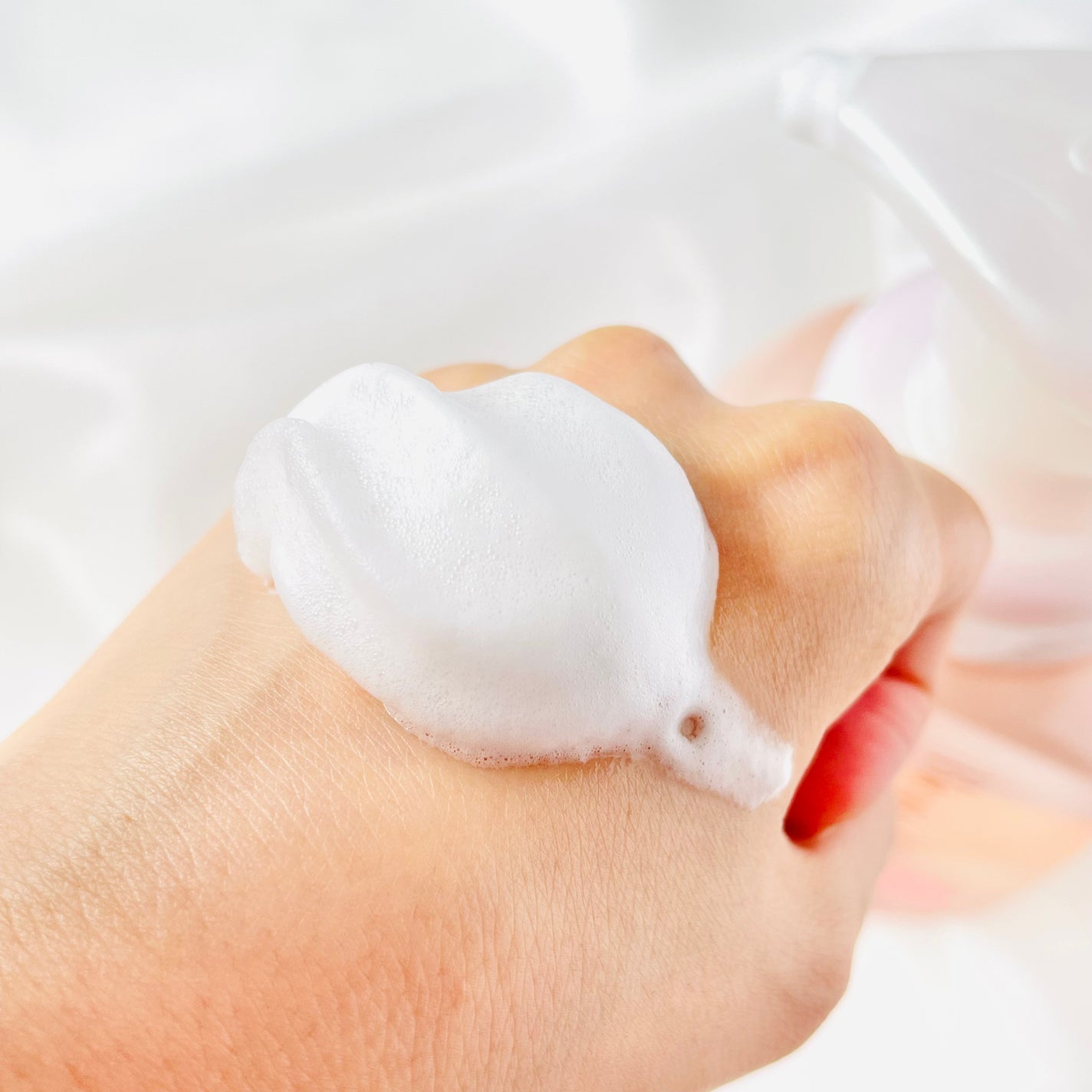 ビオレu ザ ボディ 泡タイプ モイスチャースムース/ビオレu/ボディソープを使ったクチコミ(5枚目)