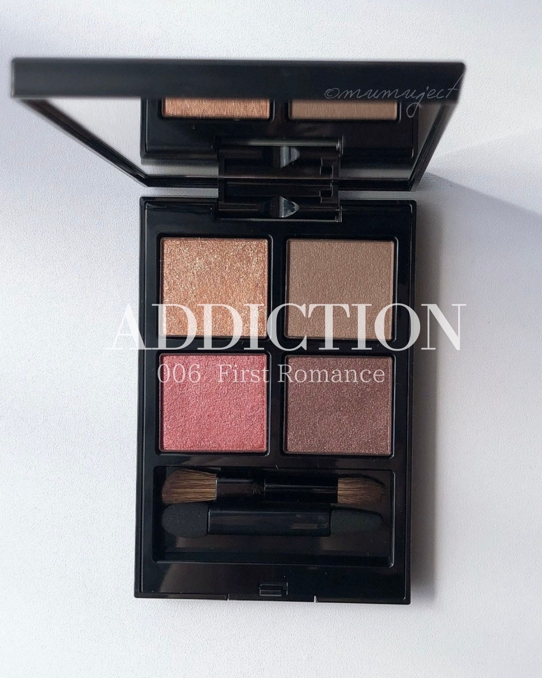 …✦…✦…✦

#アディクション
#ザアイシャドウパレット
006 ファーストロマンス

006は最初はノーマークだったのですが
とあるカラリストさんの投稿をみて惹かれて購入しました。
持っているようで、持っていなかったカラーでした。

ト