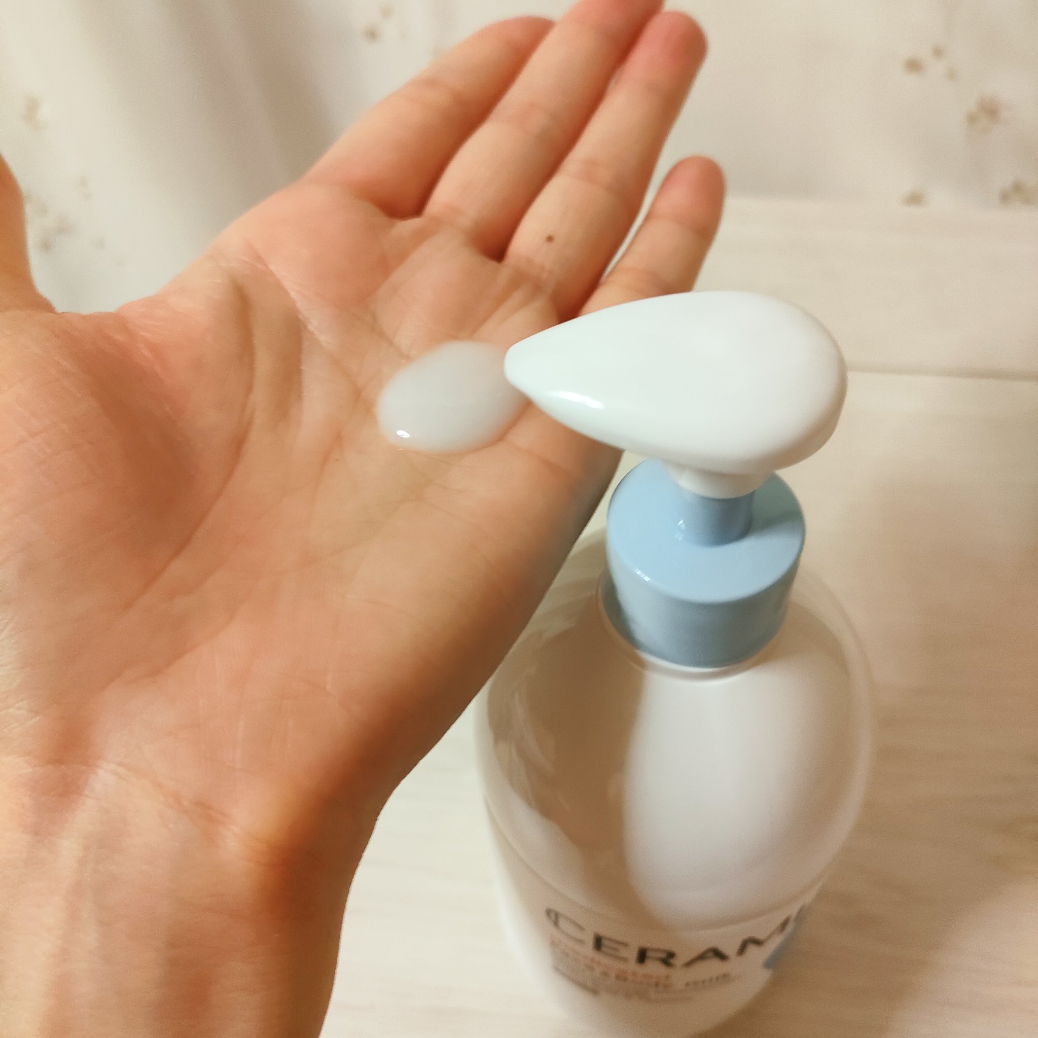 セラミエイド 薬用スキンミルク 450ml/セラミエイド/ボディミルクを使ったクチコミ（2枚目）