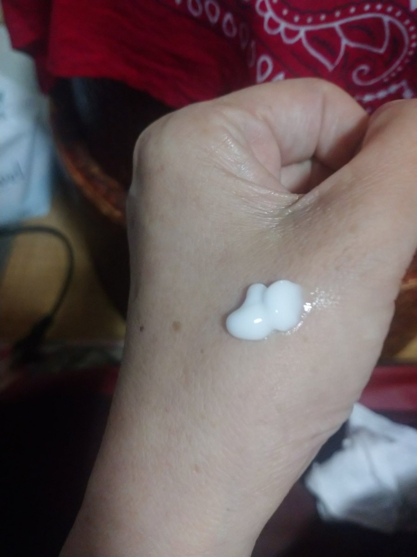 ウミツバメの巣W+アイクリーム/SNP/アイケア・アイクリームを使ったクチコミ(2枚目)