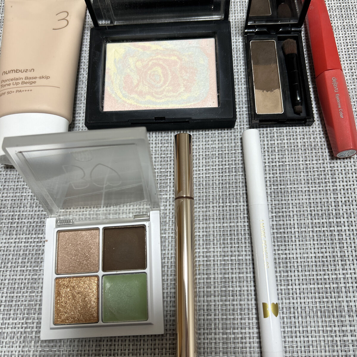 THE アイパレR/b idol/アイシャドウパレットを使ったクチコミ（2枚目）