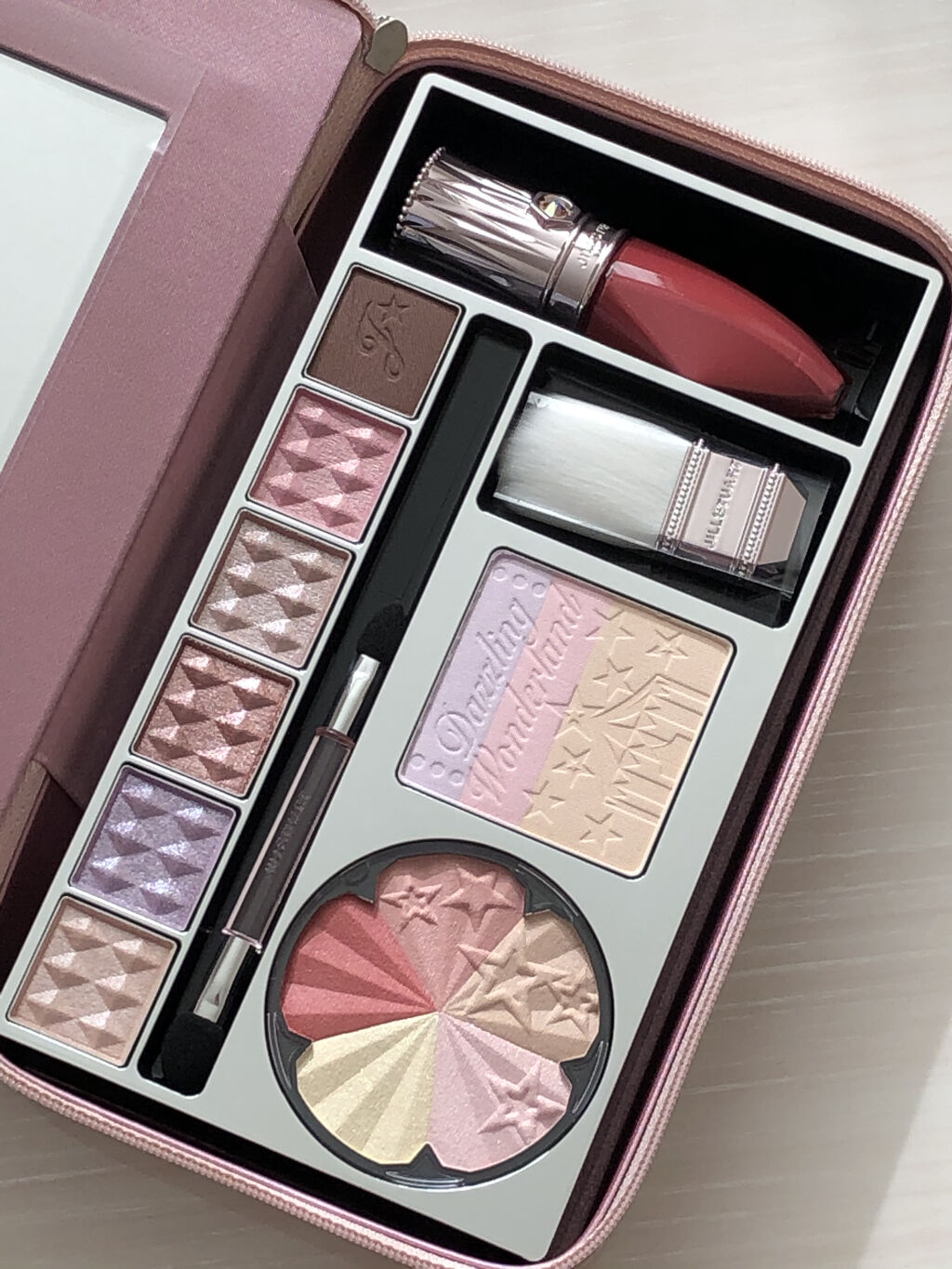 ダズリングワンダーランド コレクション/JILL STUART/メイクアップキットを使ったクチコミ（2枚目）