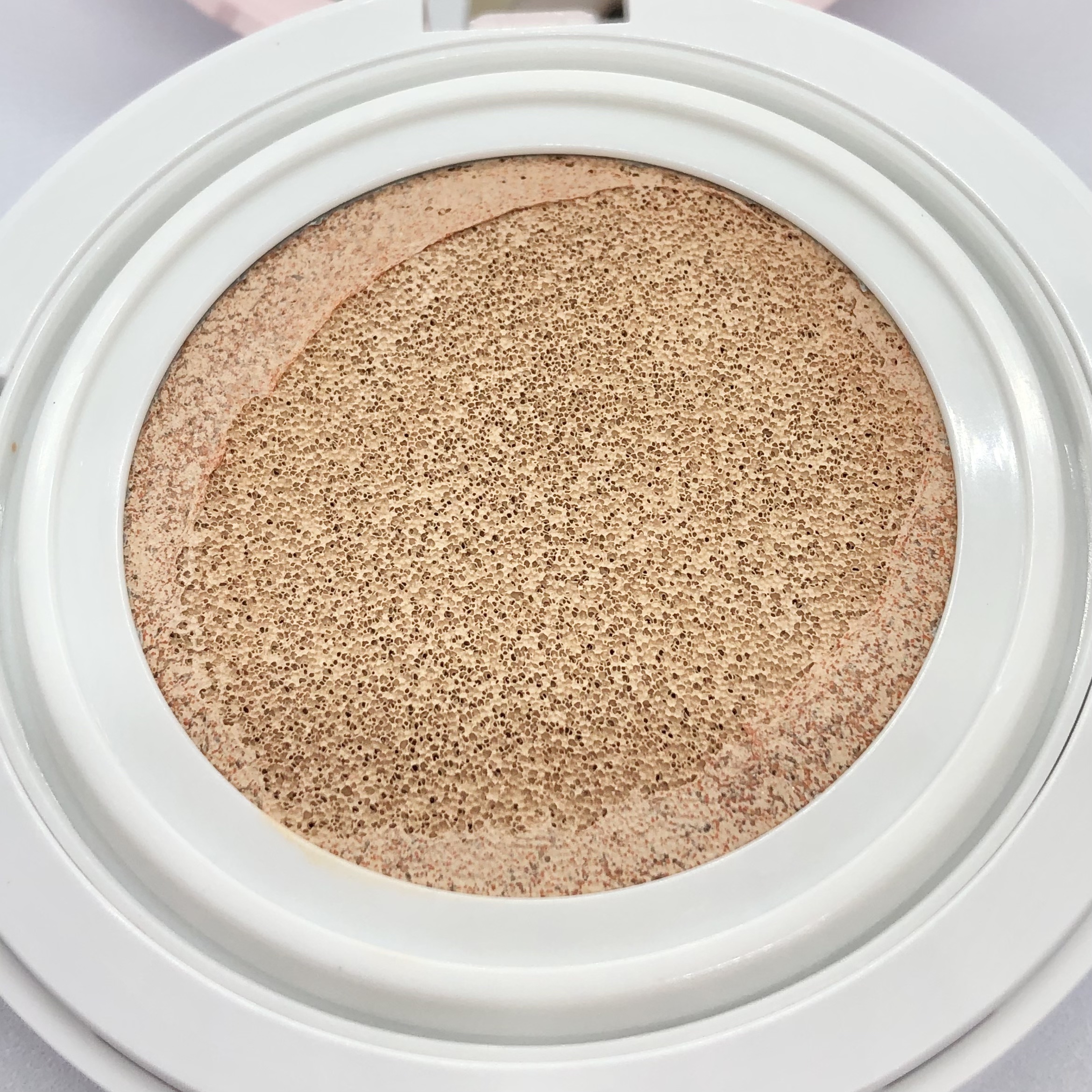 F5 リフレッシュクッション/keybo/クッションファンデーションを使ったクチコミ（3枚目）