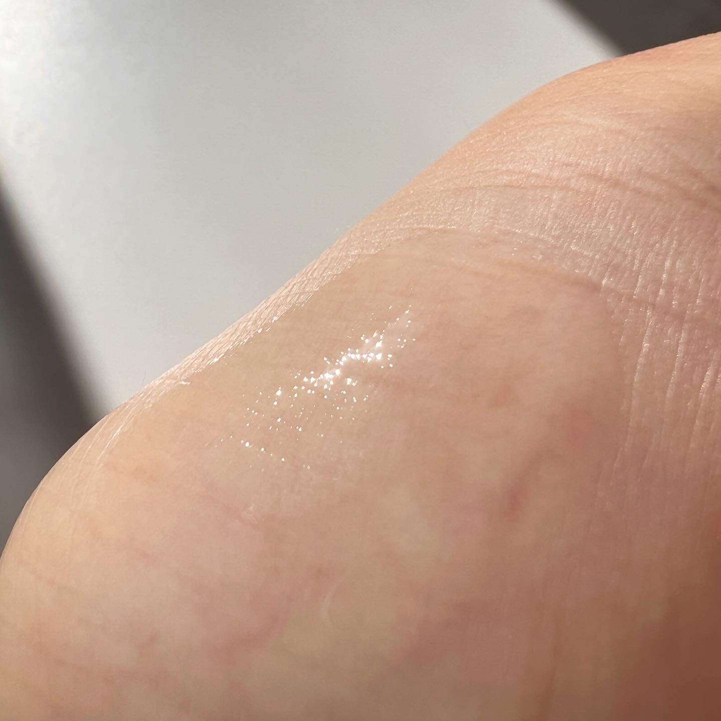 薬用 RJ地肌ケア エッセンス /アピセラピーコスメティクス/頭皮ローションを使ったクチコミ（3枚目）