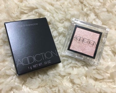 ADDICTION THE EYESHADOW 031 Tiny Shell
￥2000

念願のADDICTIONのアイシャドウ、やっと買えました😭😭😭😭 今日1人でショッピングに行き、特に何かコスメ