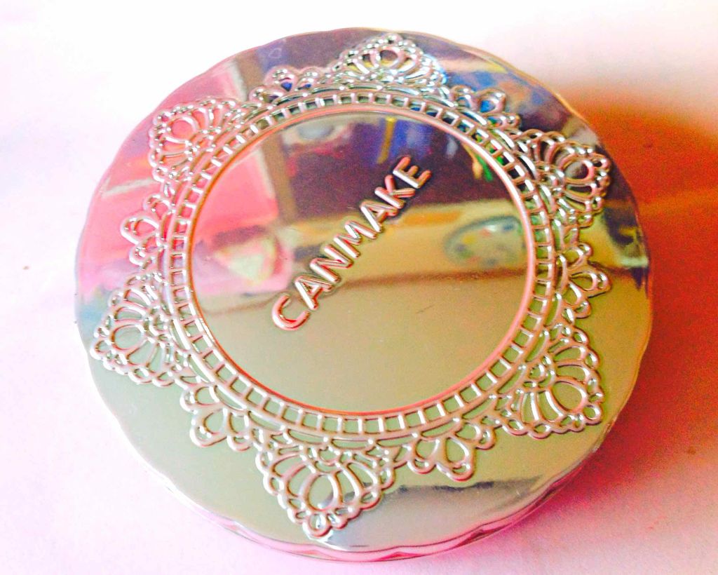 パウダリースキンメイカー/KATE/リキッドファンデーションを使ったクチコミ（1枚目）