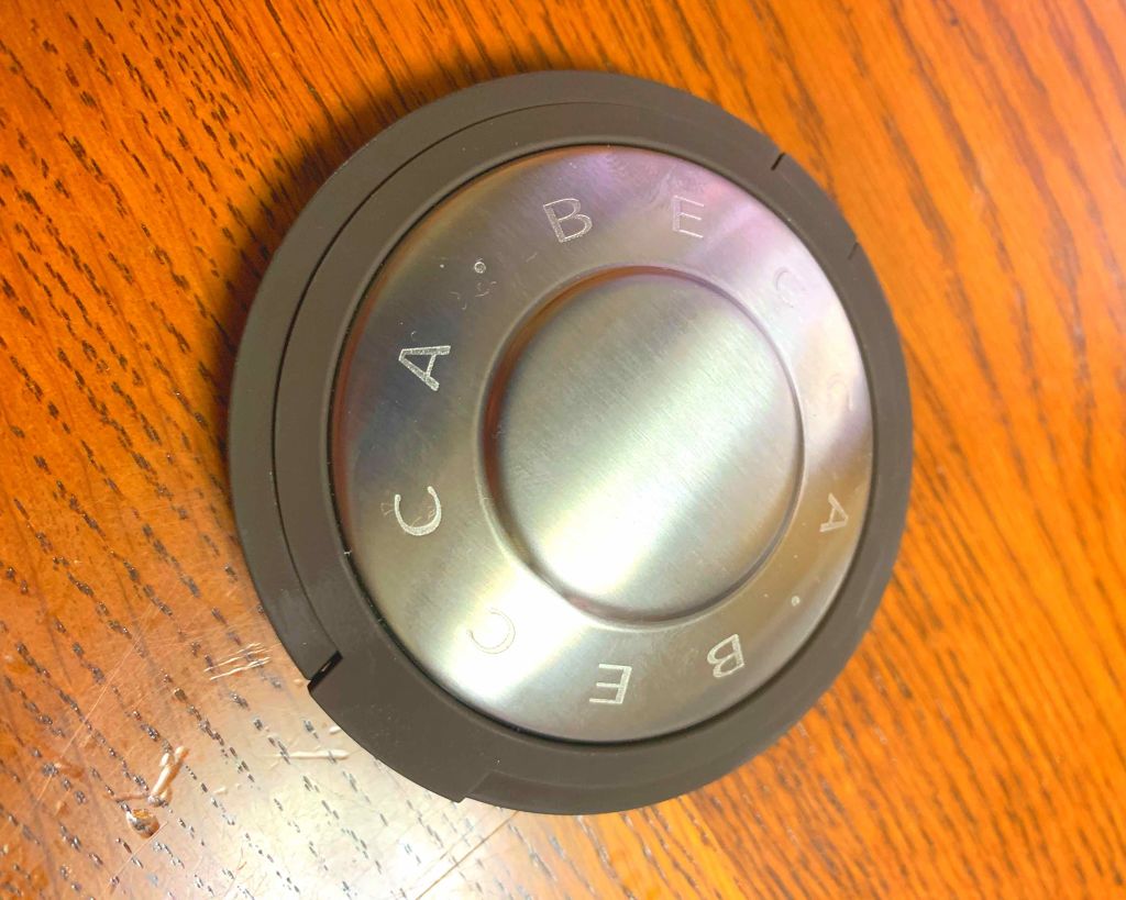 Shimmering Skin Perfector® Pressed Highlighter Mini/BECCA/パウダーハイライトを使ったクチコミ（1枚目）