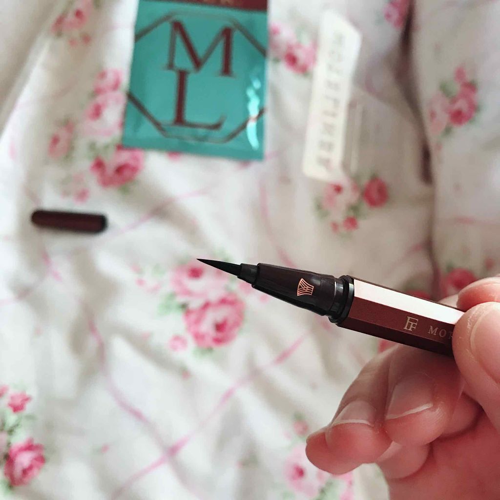 モテライナー リキッド/UZU BY FLOWFUSHI/リキッドアイライナーを使ったクチコミ(3枚目)