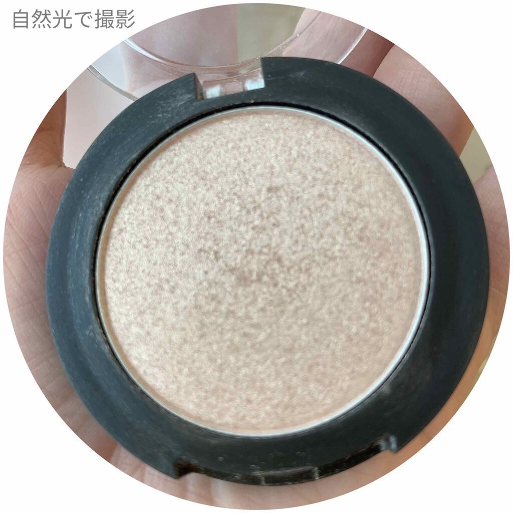 オーロラシマー ハイライター/innisfree/パウダーハイライトを使ったクチコミ（2枚目）