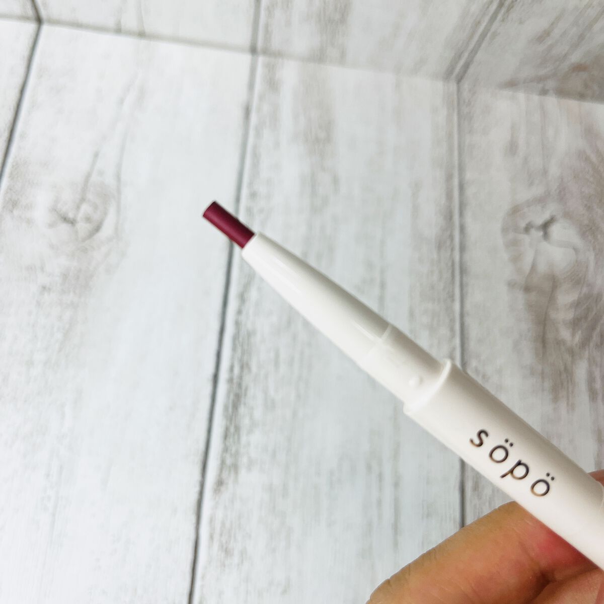 パウダー&ライナー 03 カシス×バーガンディー（カシスソーダ）/sopo/スティックアイシャドウを使ったクチコミ（3枚目）