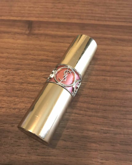 ルージュ ヴォリュプテ シャイン/YVES SAINT LAURENT BEAUTE/口紅を使ったクチコミ(2枚目)