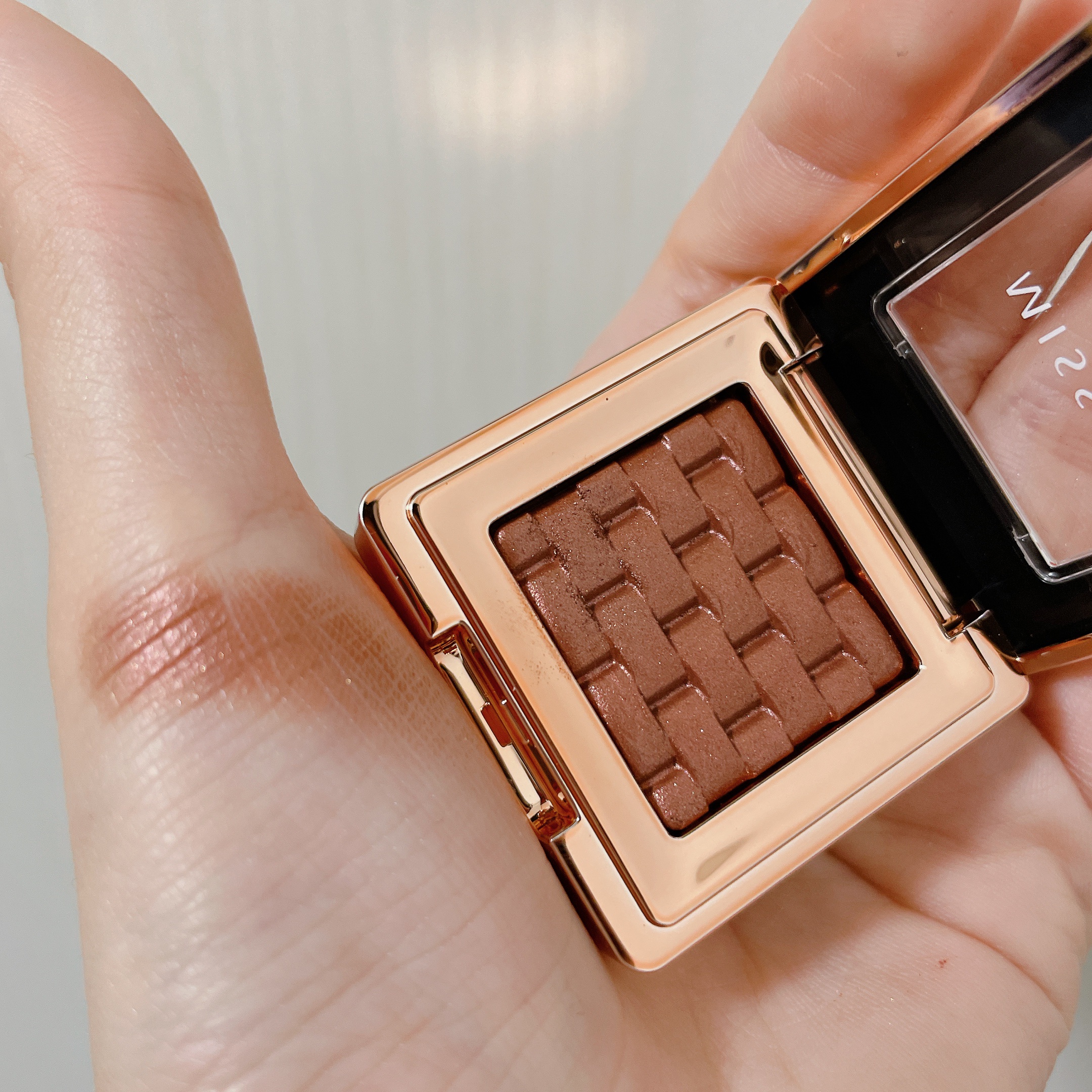 モダンアイシャドウ イタルプリズム/MISSHA/単色アイシャドウを使ったクチコミ（2枚目）