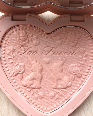 ラブ フラッシュ ロングラスティング 16H ブラッシュ/Too Faced/パウダーチークを使ったクチコミ（3枚目）