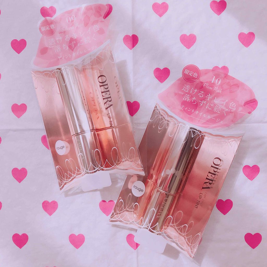 今日発売の#オペラリップティント 09と10です

まずは09
こっちの色はもう見た目から伝わる可愛いピンクって感じの色！
これぞ春の#恋コスメ ！って発色でとても好きです‪💕‬

10は少しダスティー系のピンクで少し大人っぽい感じになる