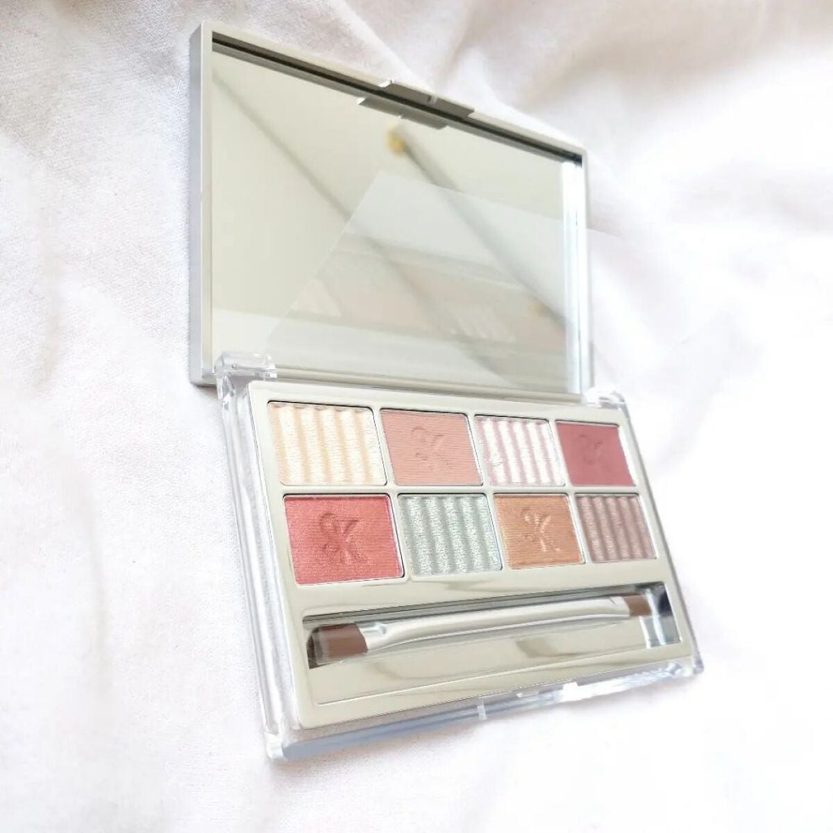 SAINKO ベルベットアイシャドウパレット/SAINKO/アイシャドウパレットを使ったクチコミ(6枚目)