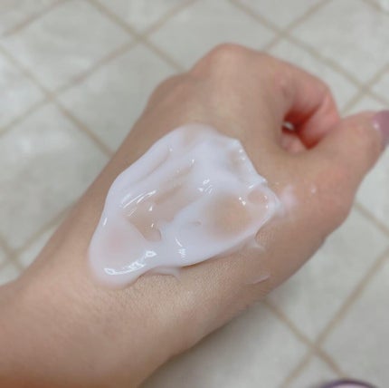 Tomo Na on LIPS 「APLIN「PINKTEATREEクリーム」韓国コスメブランド..」(5枚目)