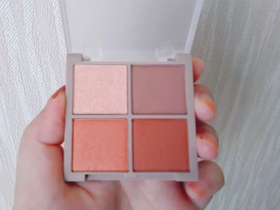 Lilytone 4色アイシャドウ/Lilytone/アイシャドウパレットを使ったクチコミ(4枚目)