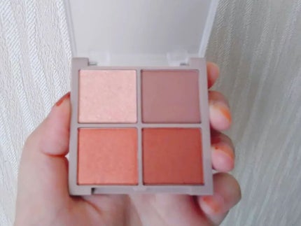 Lilytone 4色アイシャドウ/Lilytone/アイシャドウパレットを使ったクチコミ(4枚目)