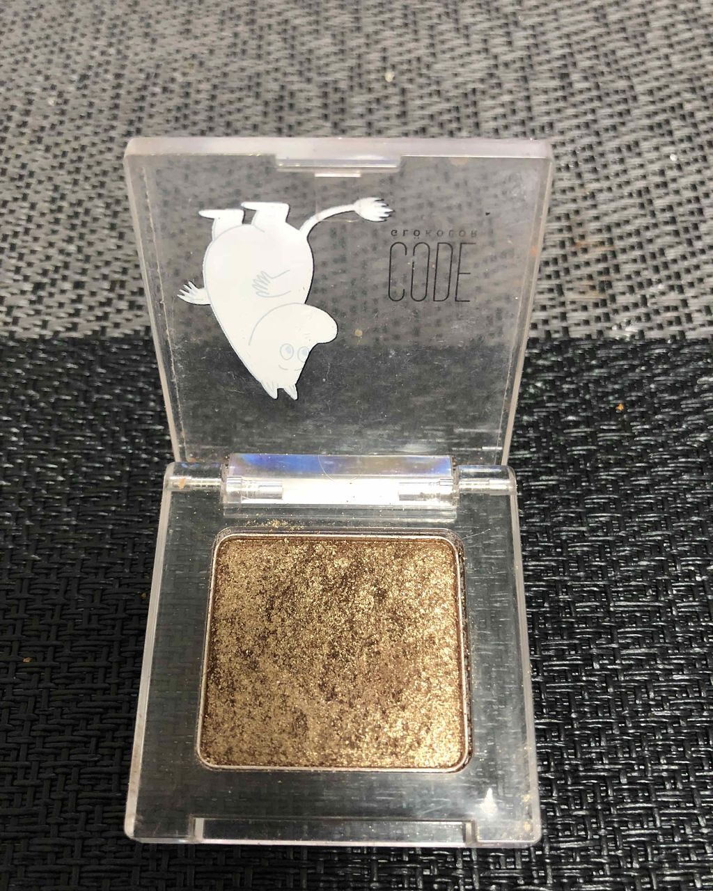 code ムーミンコラボアイシャドウ/@cosme store/単色アイシャドウを使ったクチコミ(2枚目)