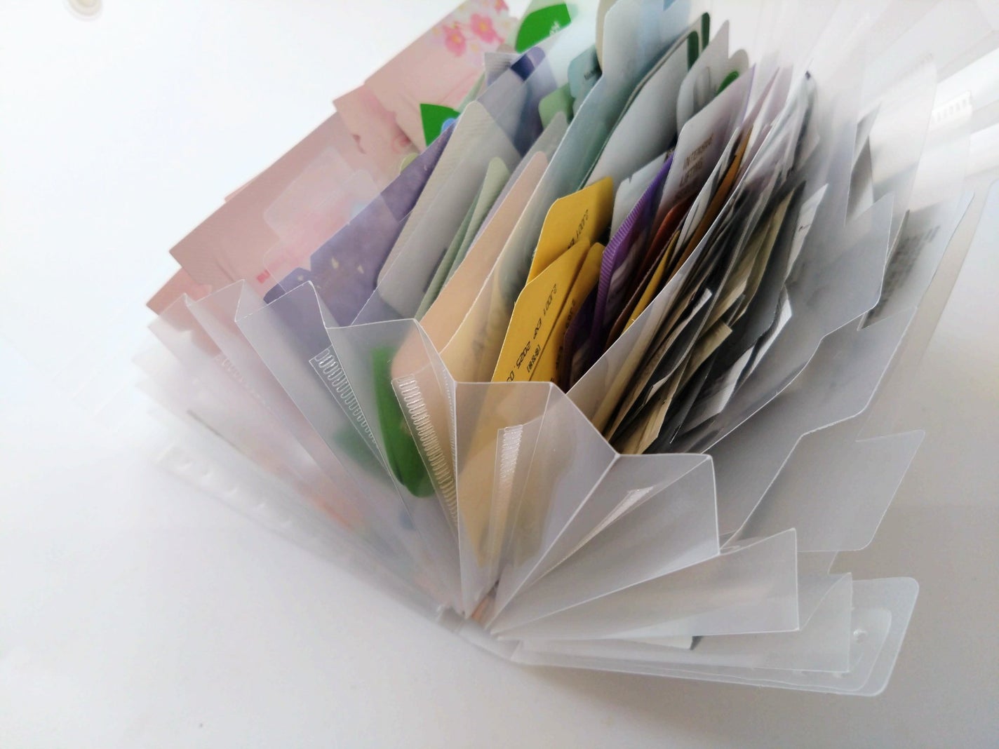 ゆー♡フォロバします on LIPS 「サンプル溜まってない?購入時にいただいたり雑誌の付録だったりの..」(5枚目)