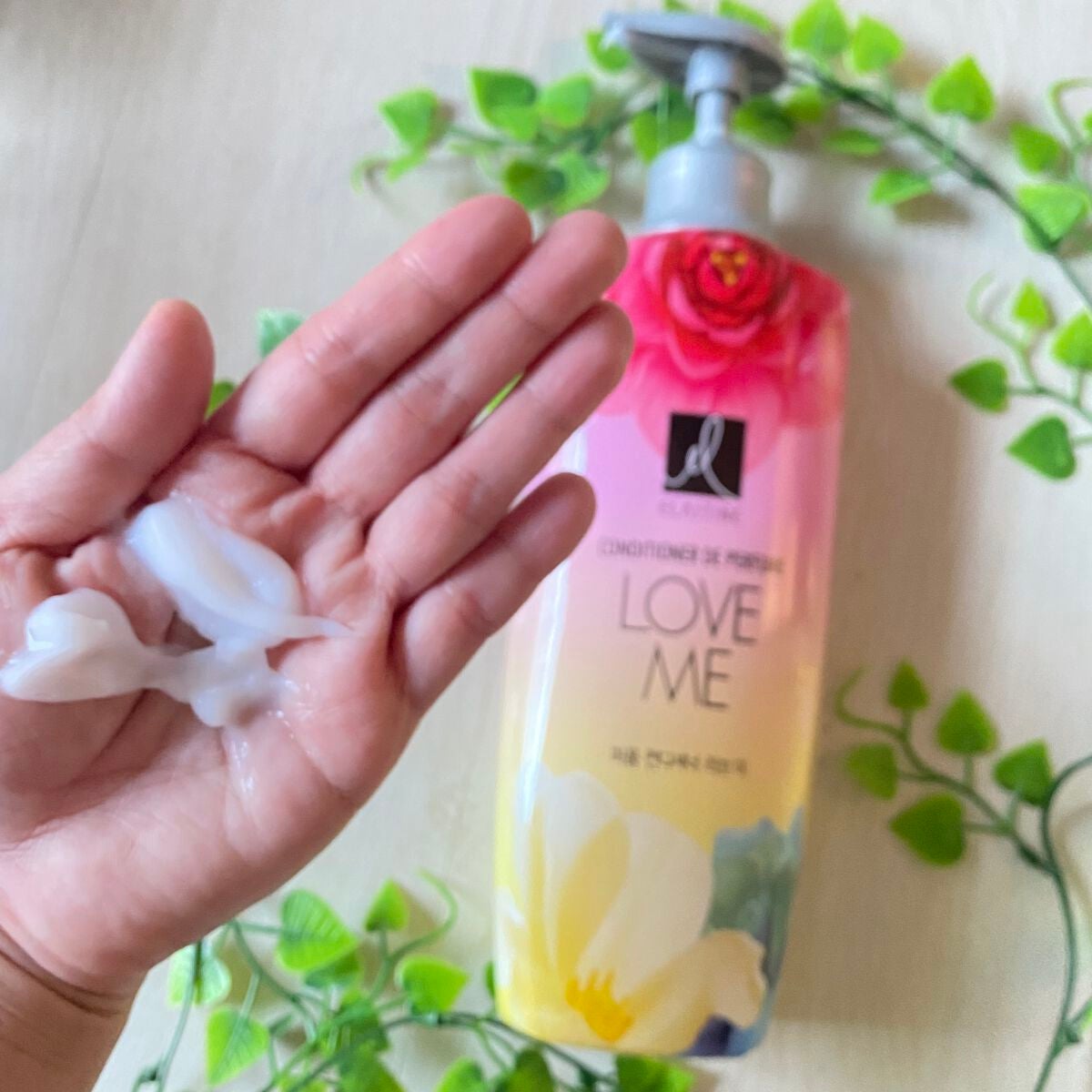 パフュームシャンプー&コンディショナー/エラスチン/シャンプー・コンディショナーを使ったクチコミ(4枚目)