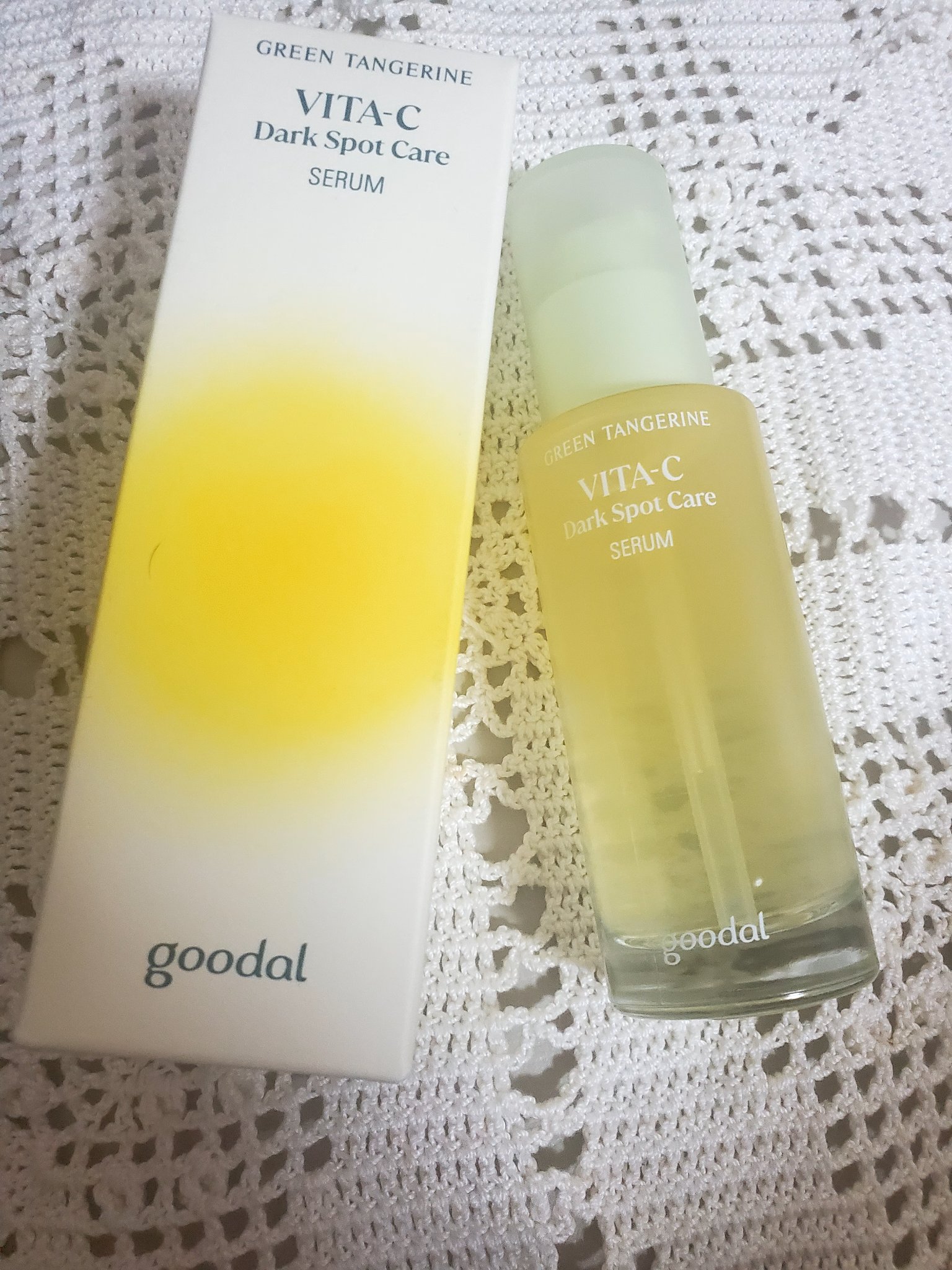 goodal
グリーンタンジェリン ビタC ダークスポットケアセラム

LIPSを通してグーダル様からいただきました。
ありがとうございます。

人気の青みかんセラム。
夏に使いやすいジェルテクスチャーでみずみずしくサラッとした使い心地。
