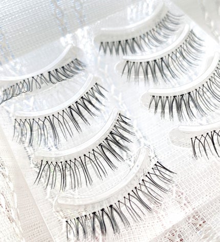 40代の「つけまつげ」は痛い?自然に見えるおすすめつけま&付け方を解説!