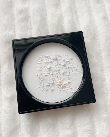 プリズム・リーブル/GIVENCHY/ルースパウダーを使ったクチコミ(5枚目)