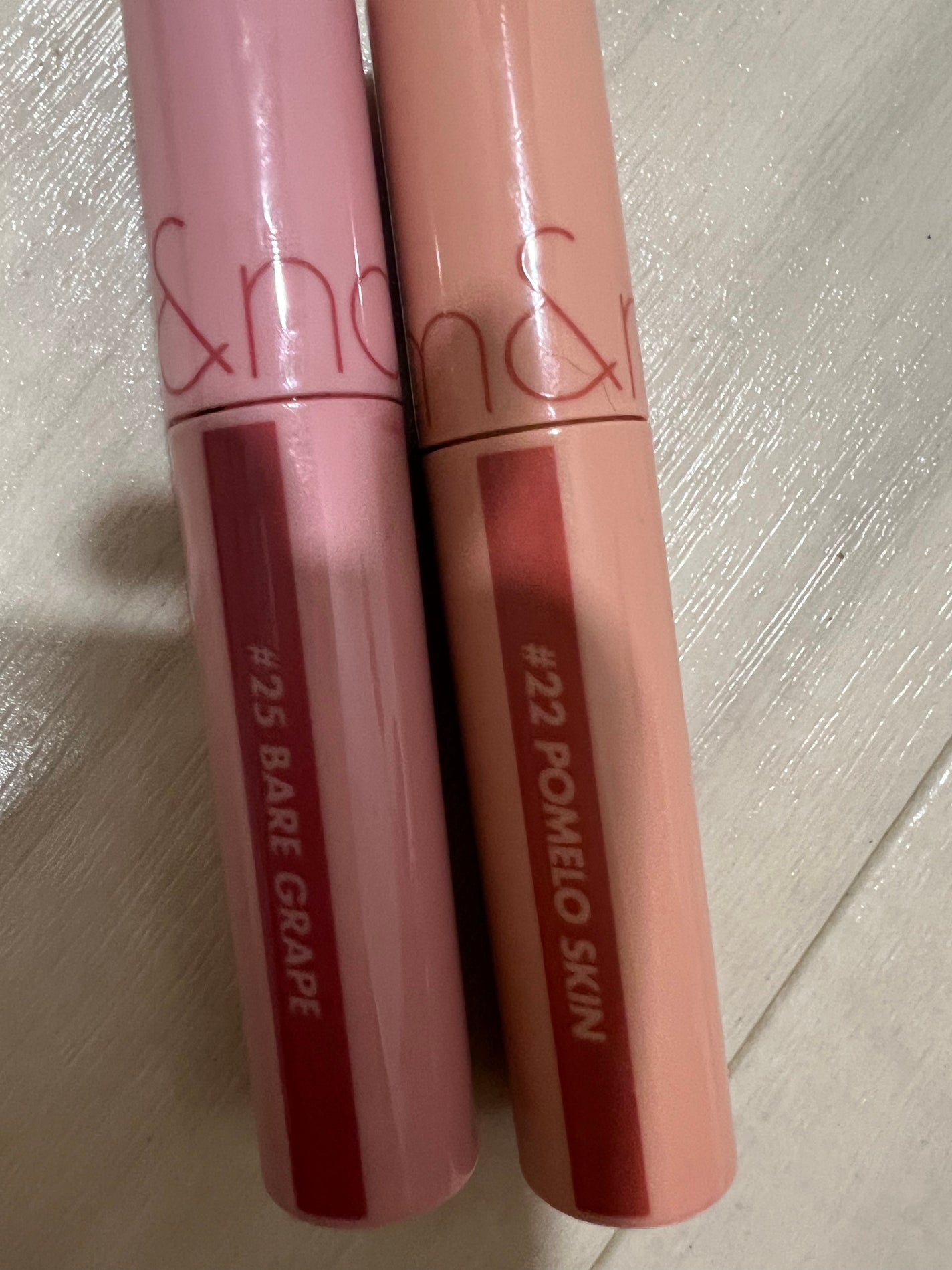 ジューシーラスティングティント/rom&nd/リップティントを使ったクチコミ(1枚目)