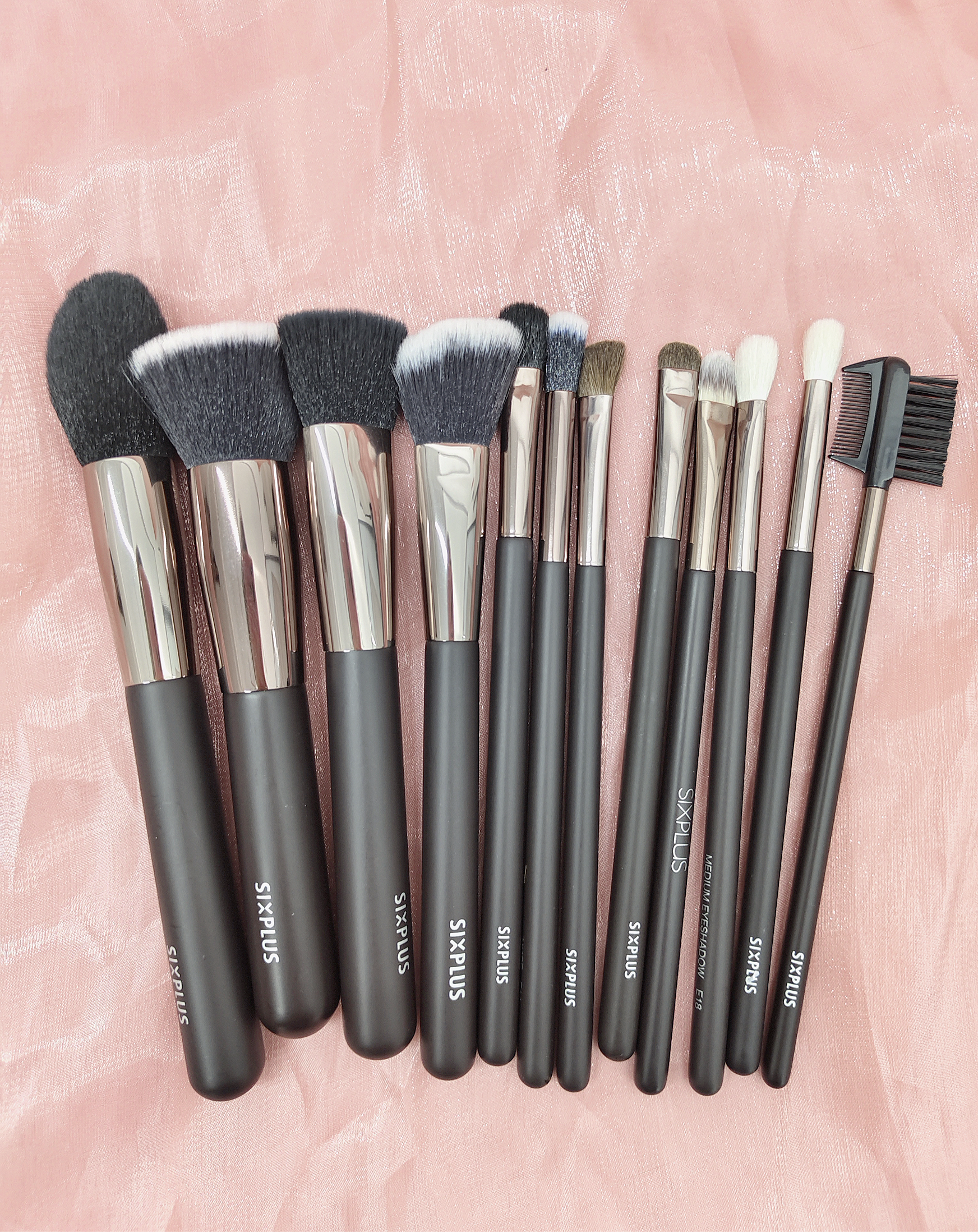 15本メイクブラシセット/SIXPLUS/メイクブラシを使ったクチコミ（2枚目）