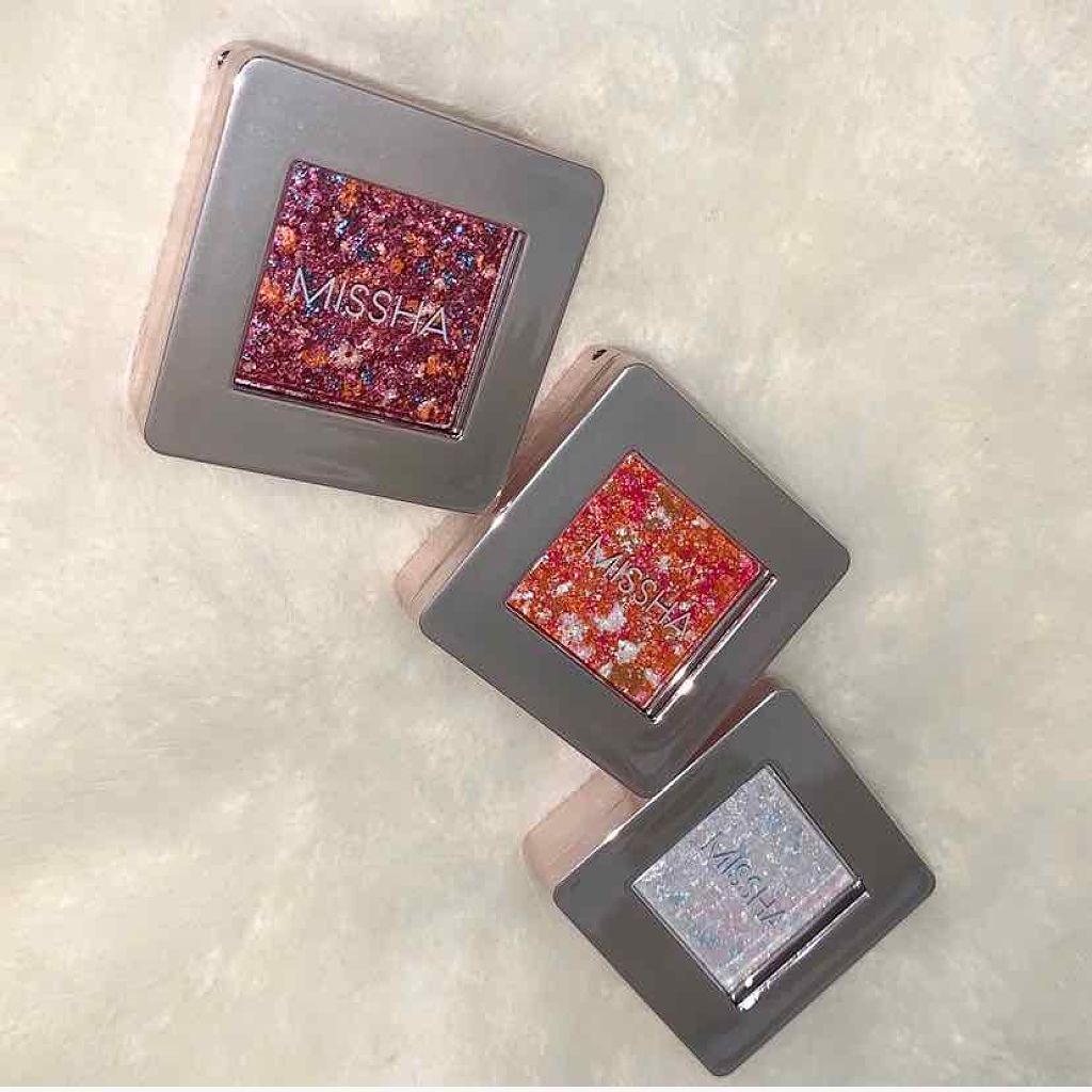 グリッタープリズム シャドウ/MISSHA/グリッターを使ったクチコミ（1枚目）