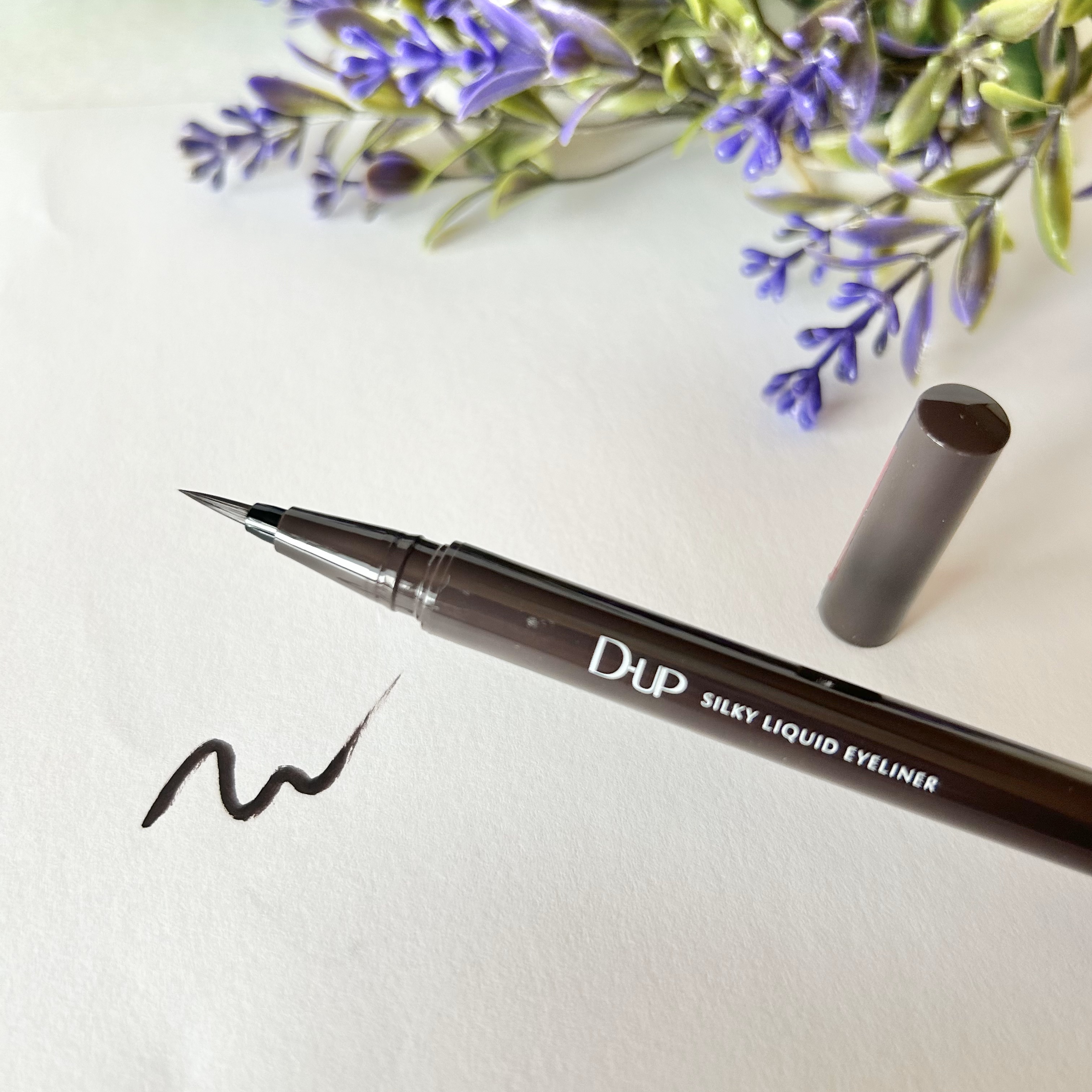 シルキーリキッドアイライナーWP/D-UP/リキッドアイライナーを使ったクチコミ（3枚目）