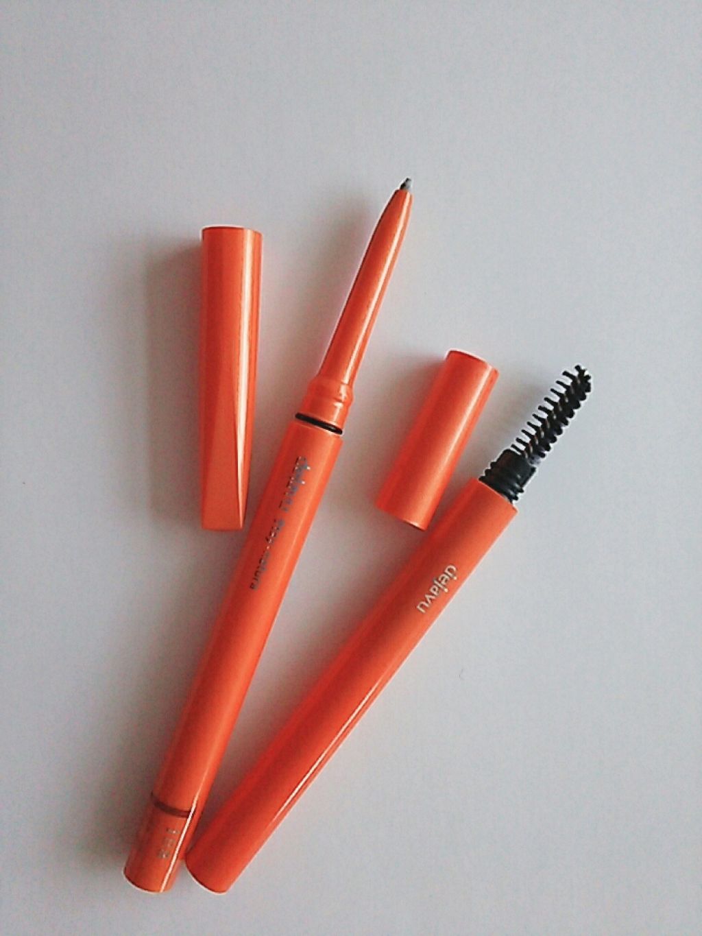 ペンシル型眉パウダー ステイナチュラR/デジャヴュ/アイブロウペンシルを使ったクチコミ（2枚目）