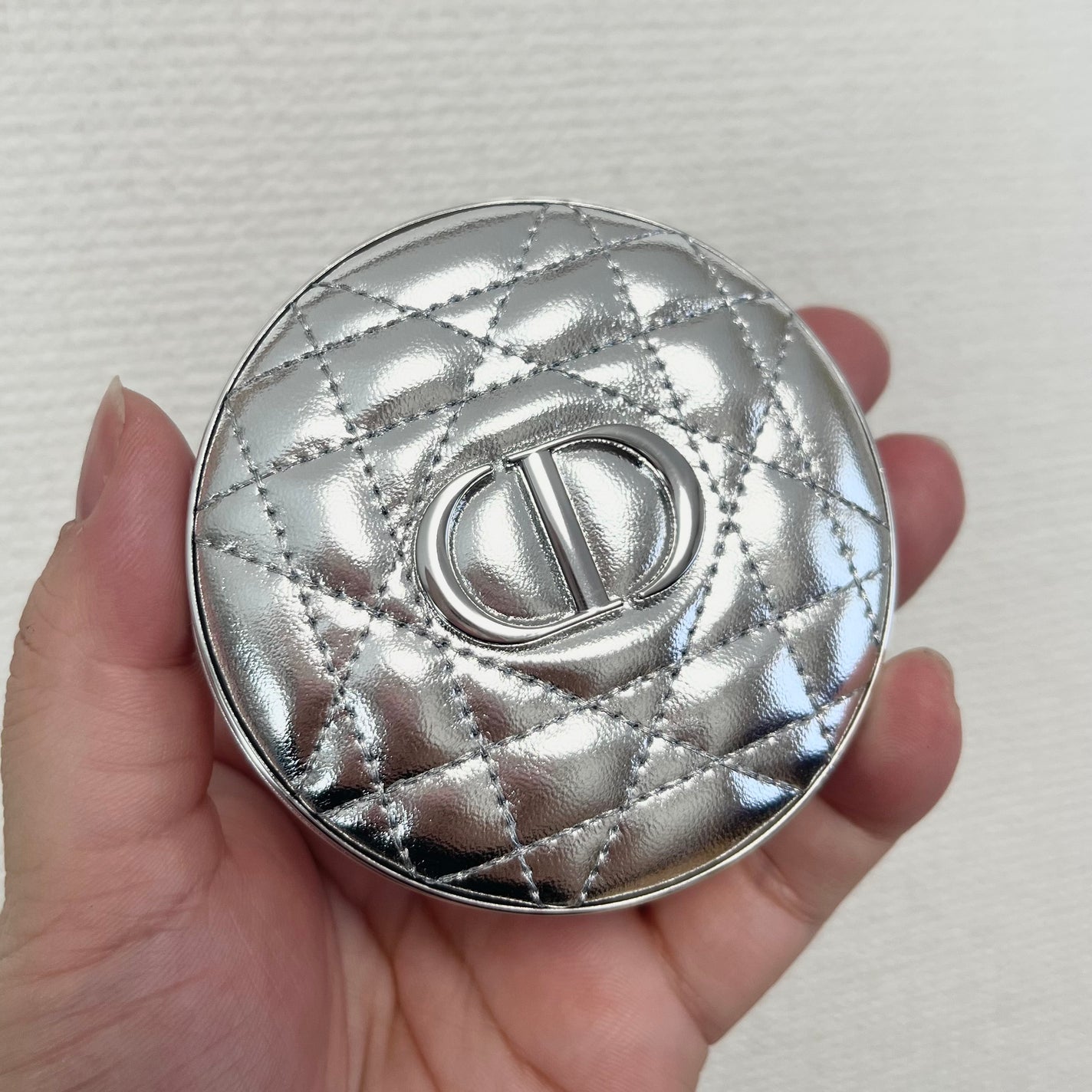 ディオールスキン フォーエヴァー グロウ ルミナイザー/Dior/ハイライトを使ったクチコミ(2枚目)