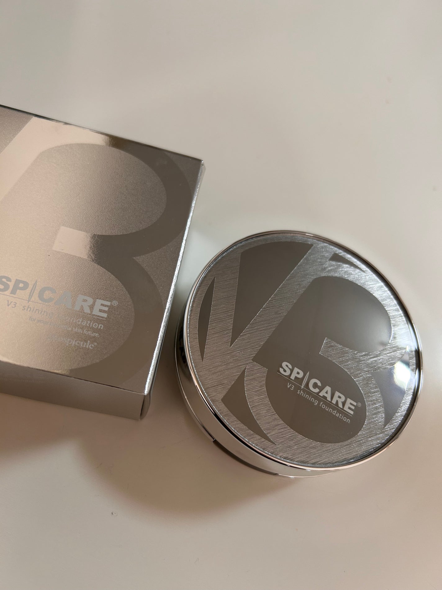 V3シャイニングファンデーション/SPICARE/クッションファンデーションを使ったクチコミ(1枚目)