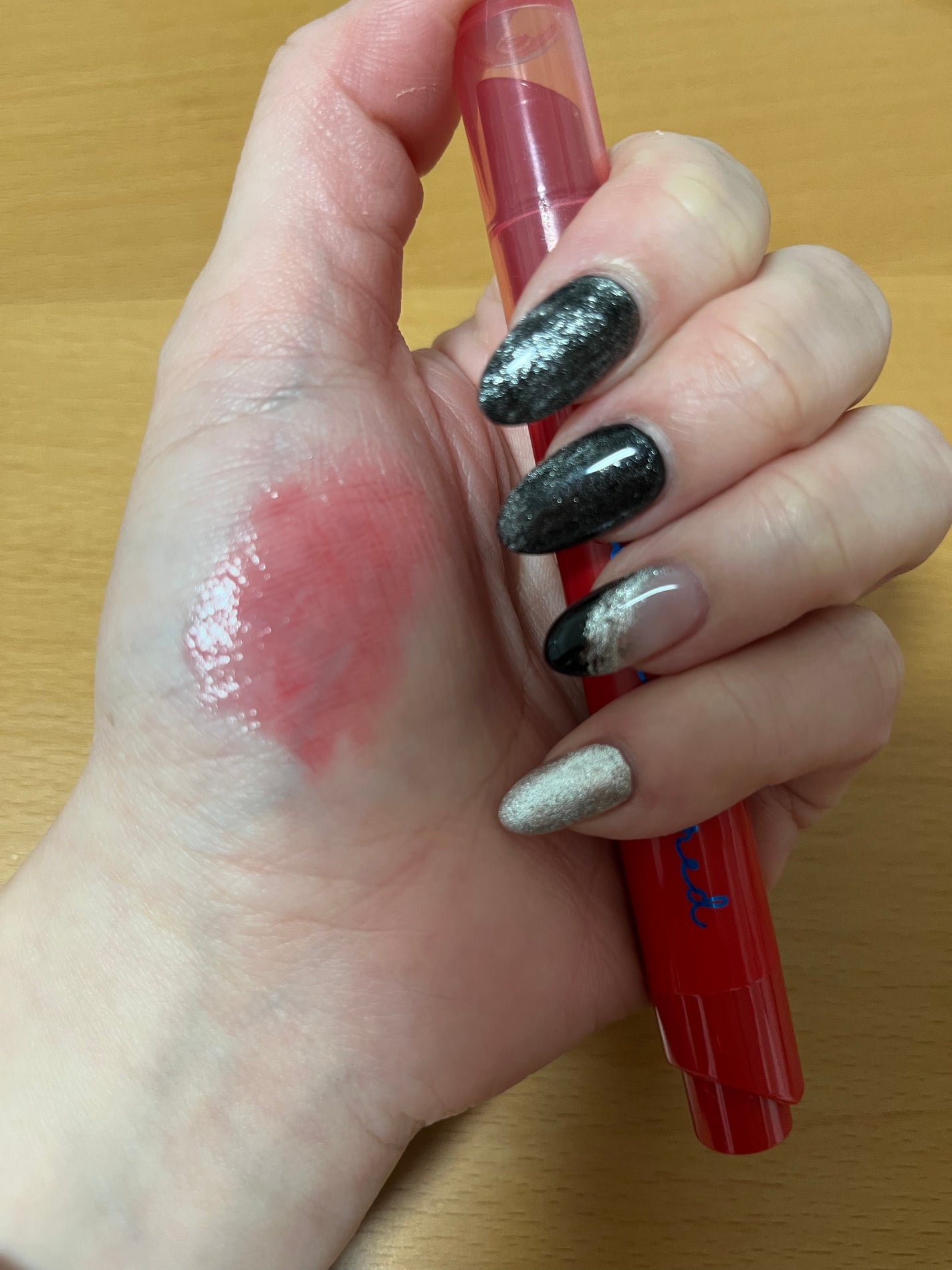 ウィンターチェック シロップグロッシーバーム/ETUDE/口紅を使ったクチコミ(3枚目)