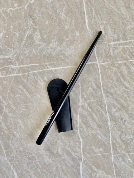 CHANEL パンソー オンブラー コントゥールのクチコミ「#ブラシ
CHANEL パンソー オンブラー コントゥール
米粒ぐらい小さいブラシです👌
.....」(1枚目)