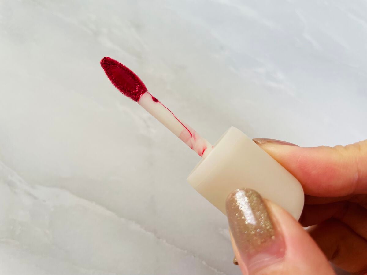 フラワーキャプチャーティント/Laka/口紅を使ったクチコミ(2枚目)