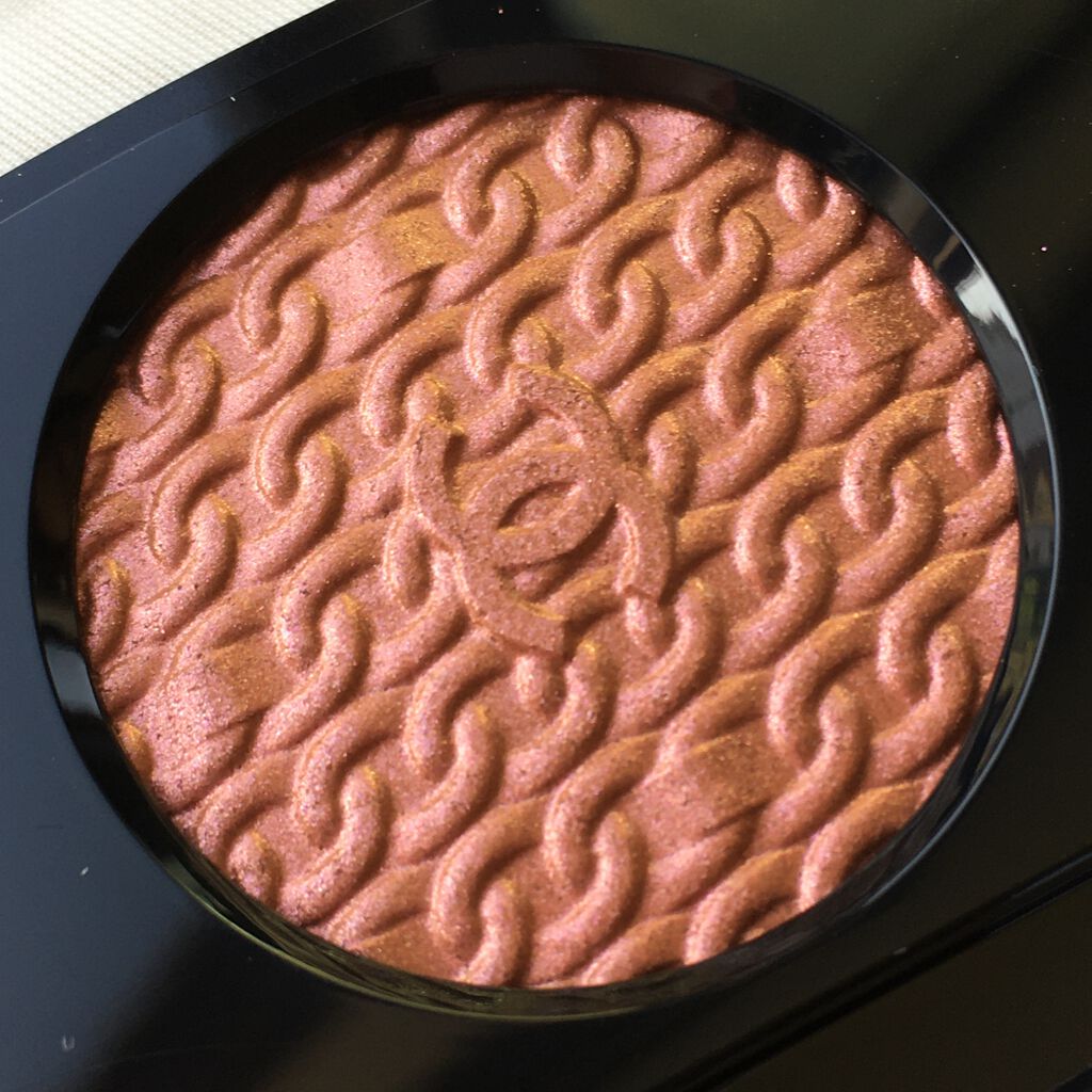 オンブル プルミエール プードゥル/CHANEL/単色アイシャドウを使ったクチコミ(4枚目)